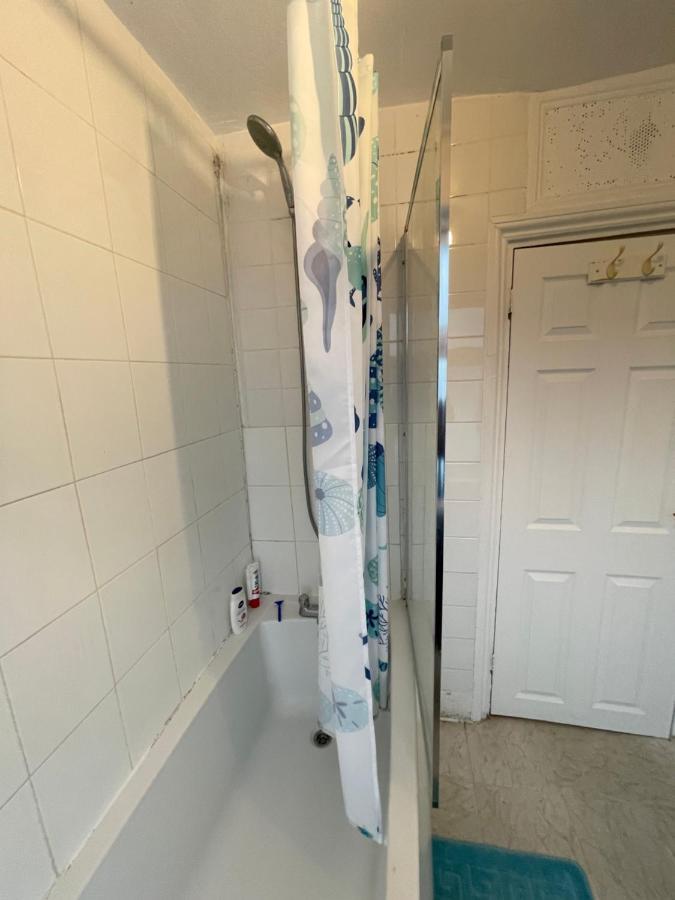 Elmdene Road - Large Room London Eksteriør bilde