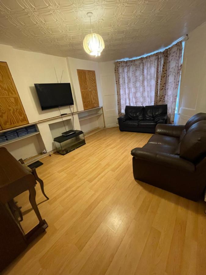 Elmdene Road - Large Room London Eksteriør bilde